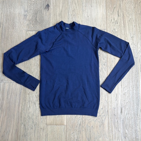 Lululemon Keep the Heat Thermal Long Sleeve Shirt Night Sea Size Medium - Picture 7 of 15